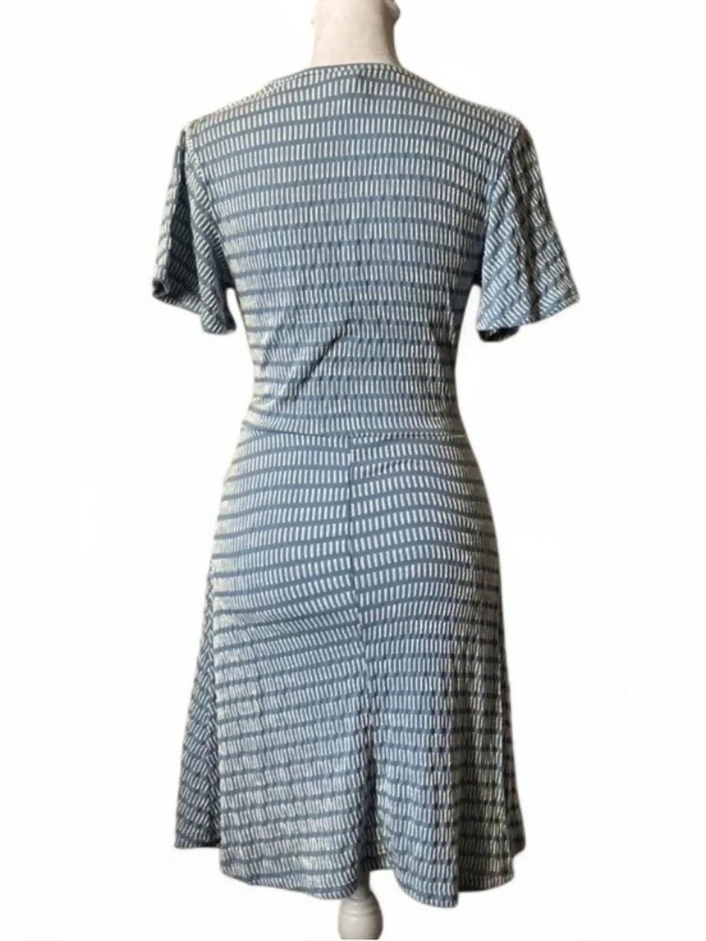 Caution to the Wind Baby Blue Faux Wrap Short Sleeve Mini Dress size Medium - Picture 3 of 8